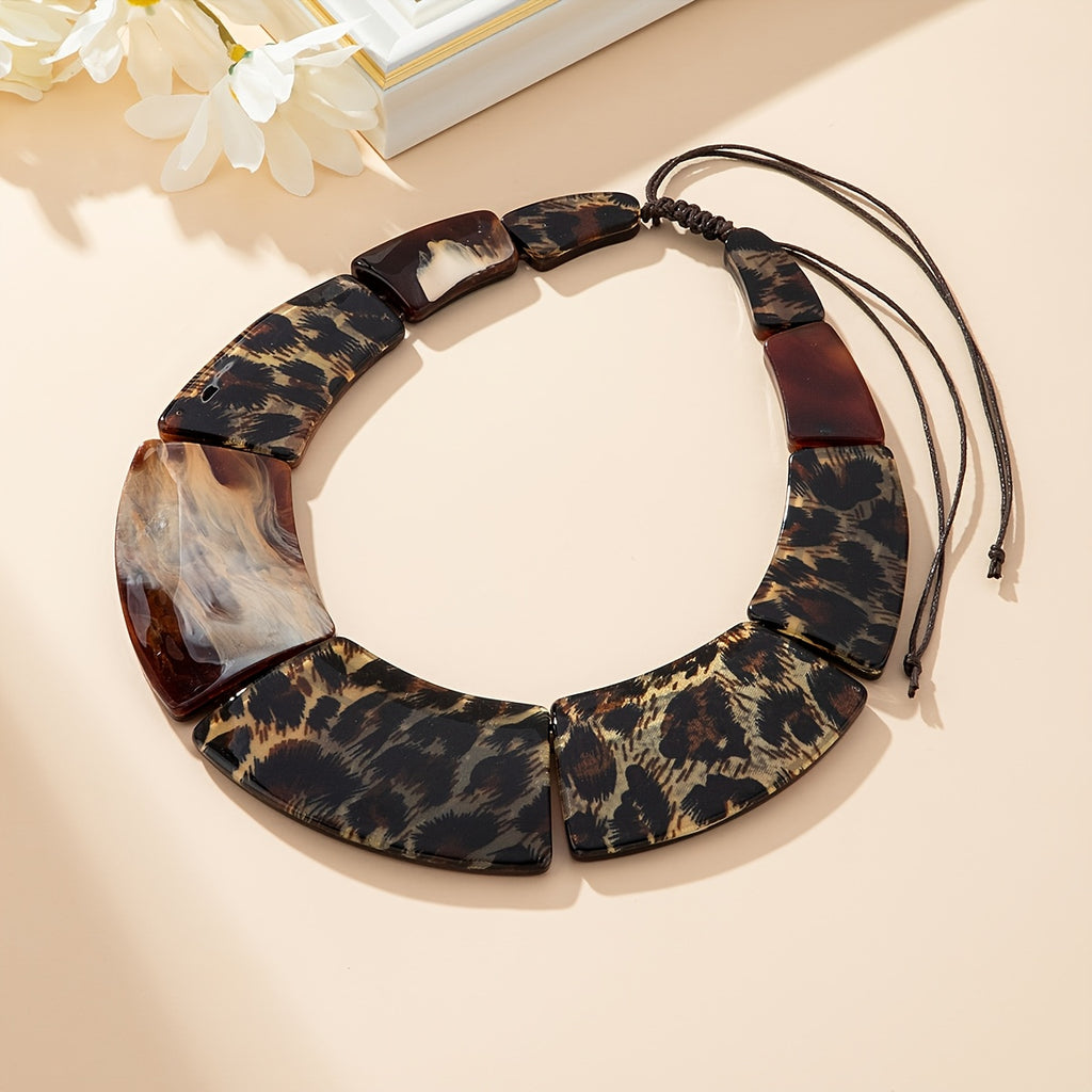 Colar Boho Retrô com Estampa de Leopardo em Resina
