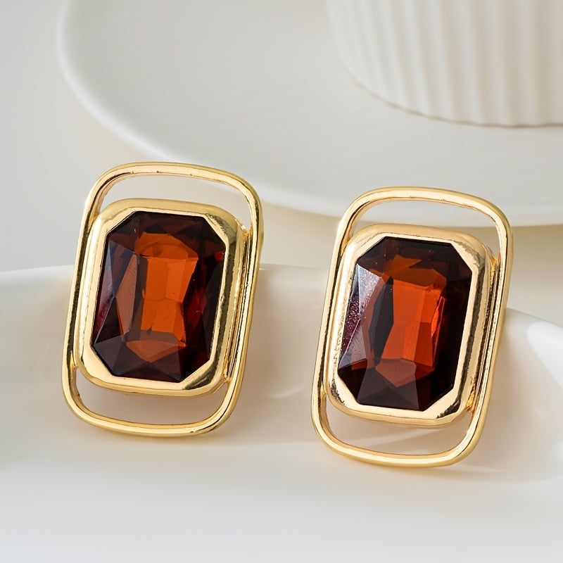 Par de Brincos Elegantes Quadrado Bordô Strass Banho Ouro | By Mireva