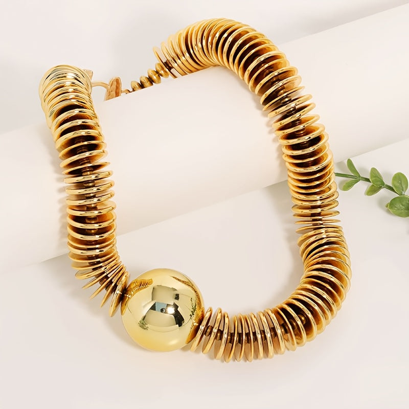 Colar Boho Elegante Discos Esferas Dourados Ondulados | By Mireva