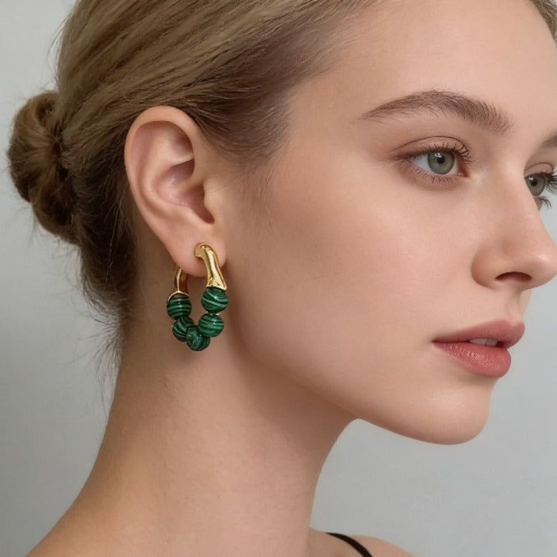 Par de Brincos Argola Malha Verde Onix Dourada Retro | By Mireva