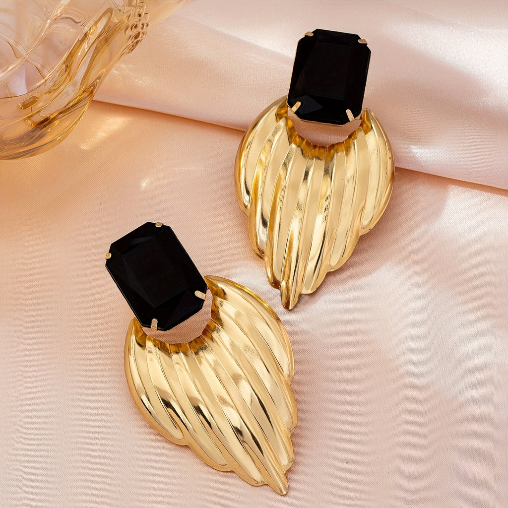 Brinco Dangle Preto Quadrado Ondulado Dourado | By Mireva