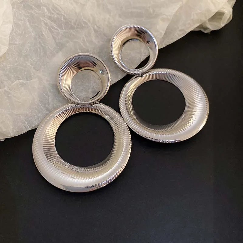 Brinco Argola Dupla Dourada Vintage | By Mireva