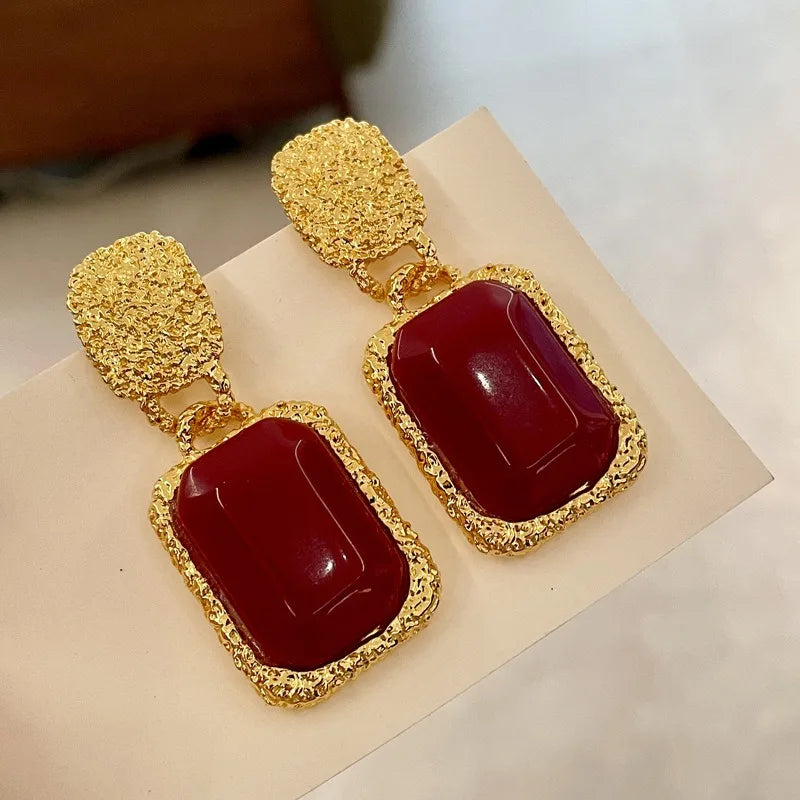 Brinco Vintage Medieval Vermelho Geométrico | By Mireva