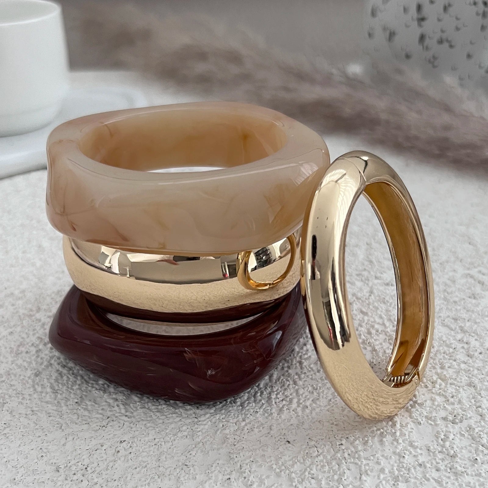 Bracelete Chunky Mix Dourado & Resina | By Mireva