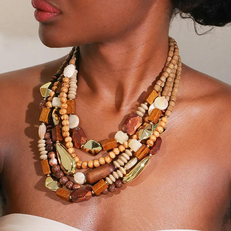 Colar Statement Multi Camadas Tons Terrosos & Dourado | By Mireva