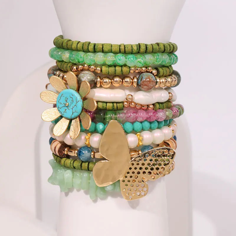 Kit Pulseiras Boho Statement — Miçangas Coloridas & Charme de Flor e Borboleta, Artesanal