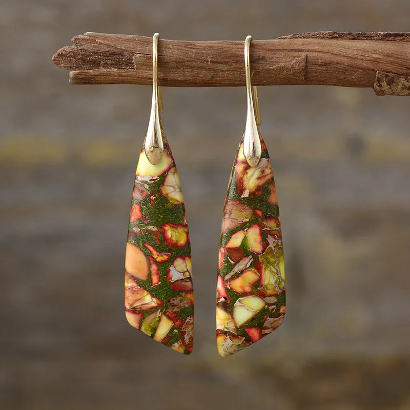 Brinco Longo de Pedra Natural Multicolorida