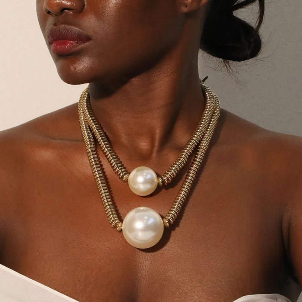 Colar Statement com Pérolas