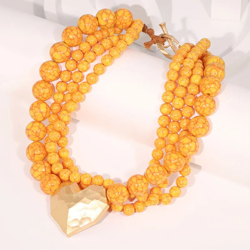 Colar Statement Vintage Contas Laranja Pingente Furado Dourado | By Mireva