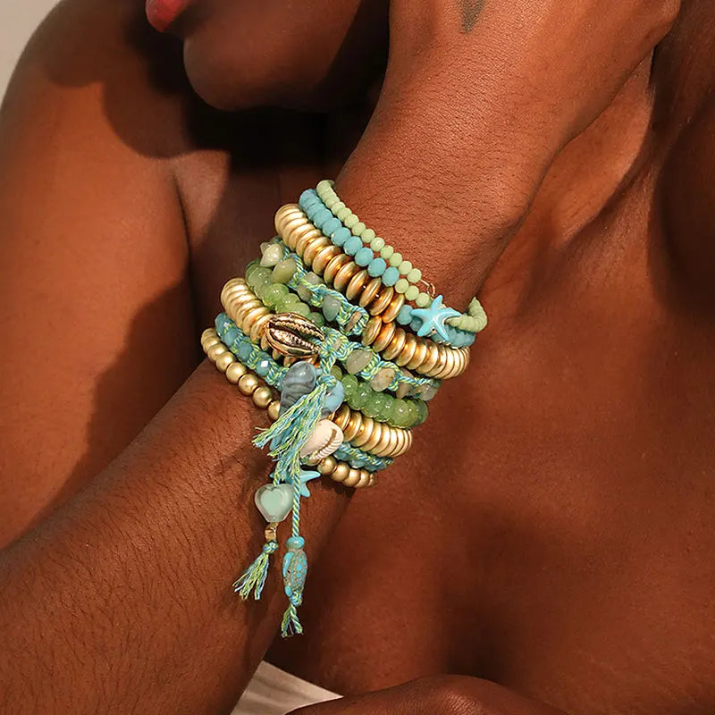 Pulseira de Contas com Estrela e Coração