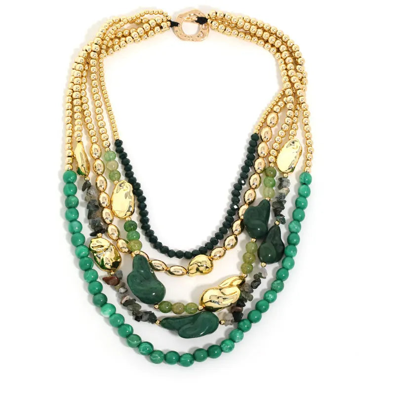Colar Boho Multicamadas Pedras Verdes | By Mireva