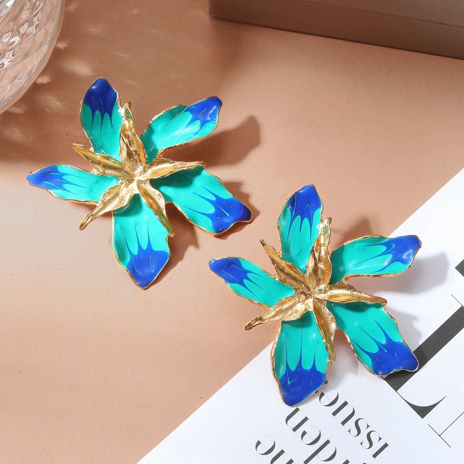 Brinco Flor Maxi Azul & Turquesa | By Mireva