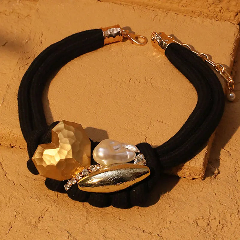 Colar Coração Dourado | By Mireva