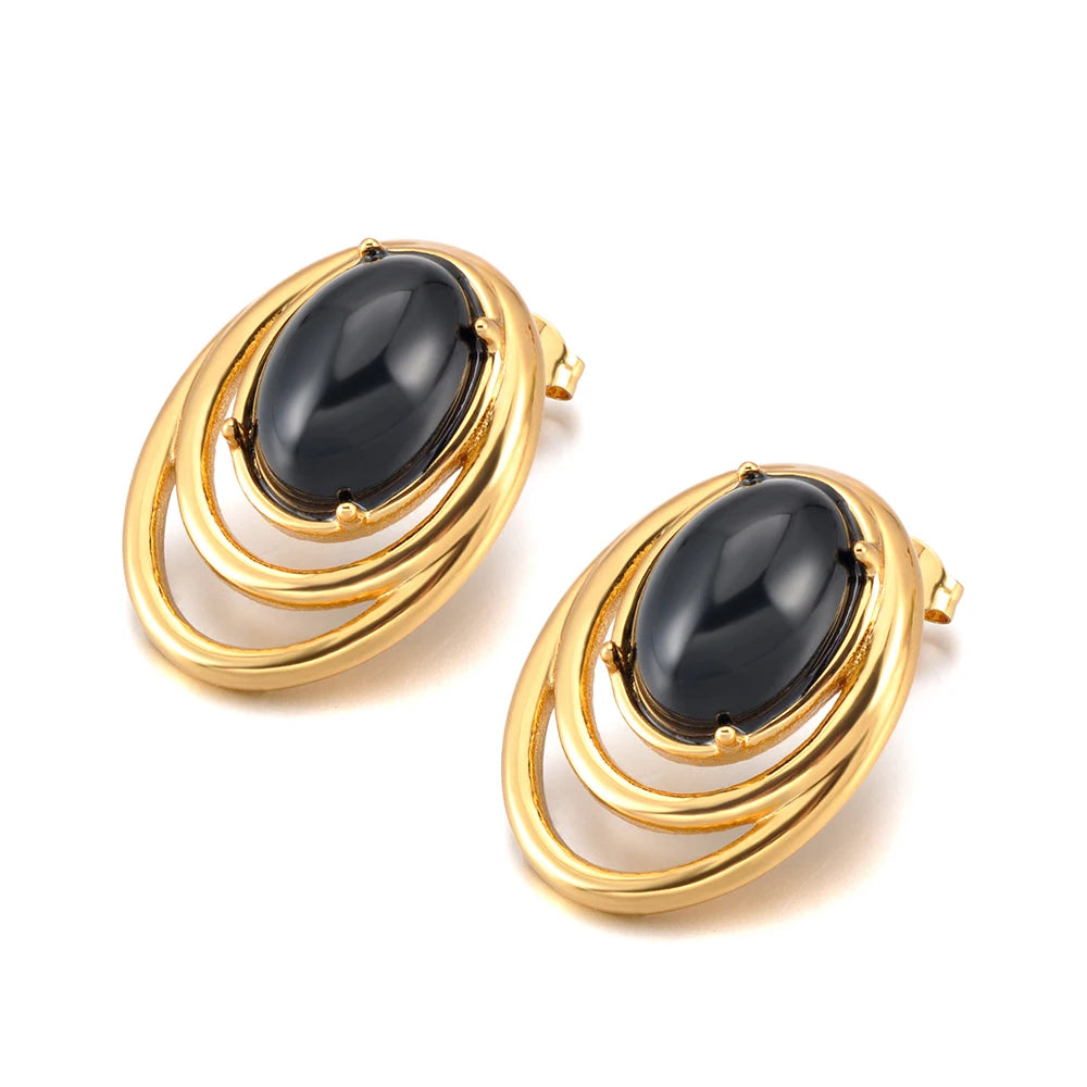 Brinco Stud Dourado com Pedra Preta Oval
