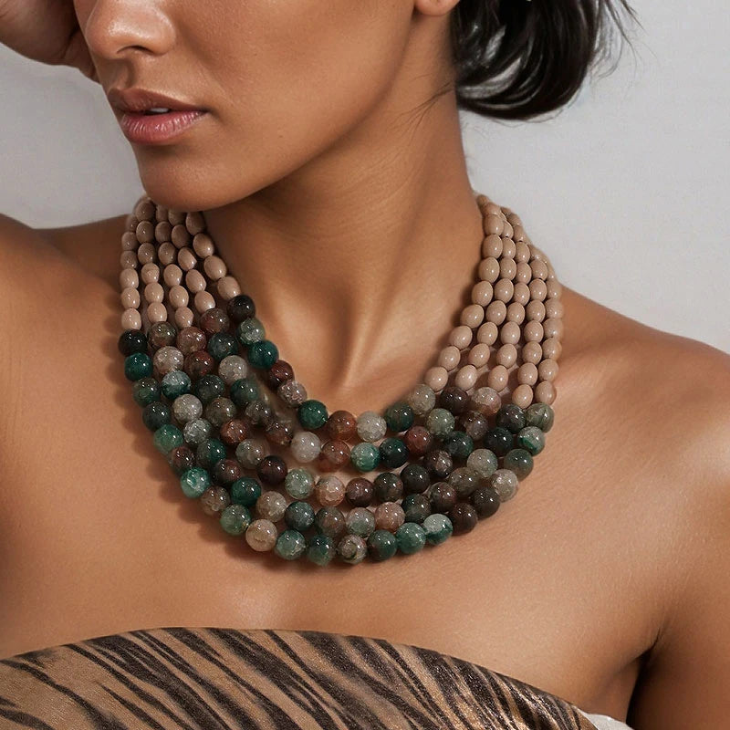 Colar Boho Degradê Verde Nude Multicamadas | By Mireva