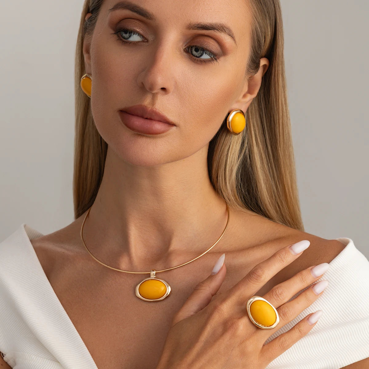 Conjunto de Joias Âmbar Dourado