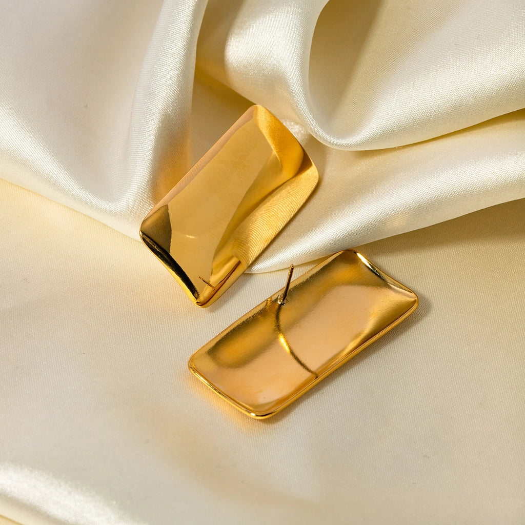 Brinco Maxi Dourado Retangular