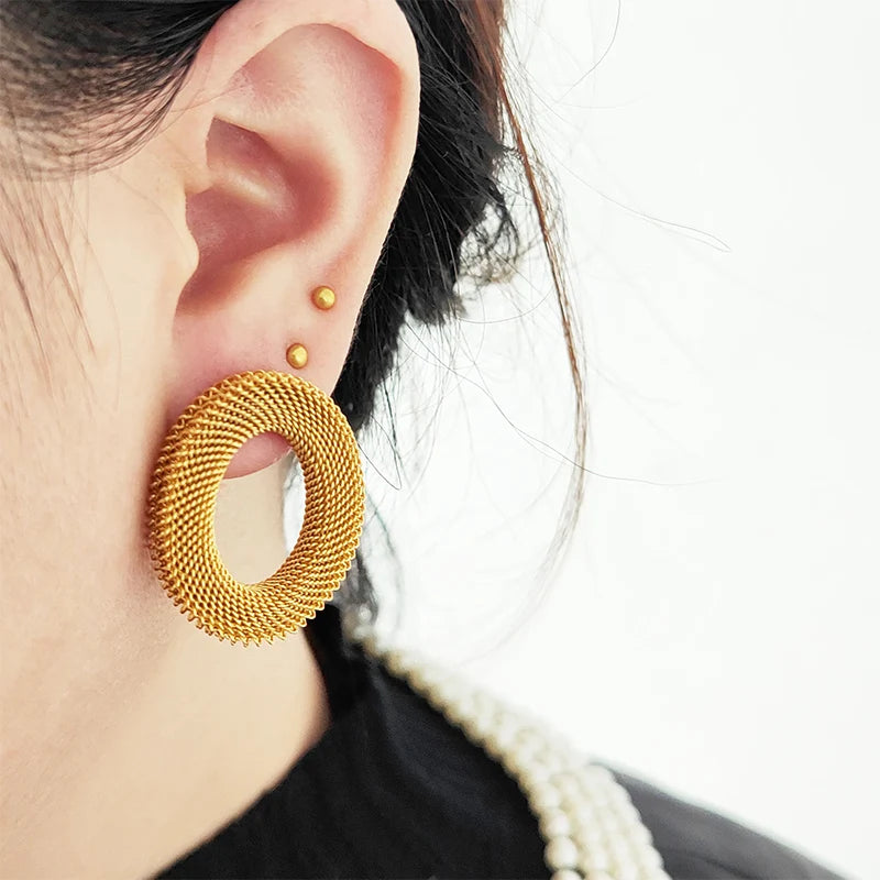 Brinco Maxi Dourado de Trama