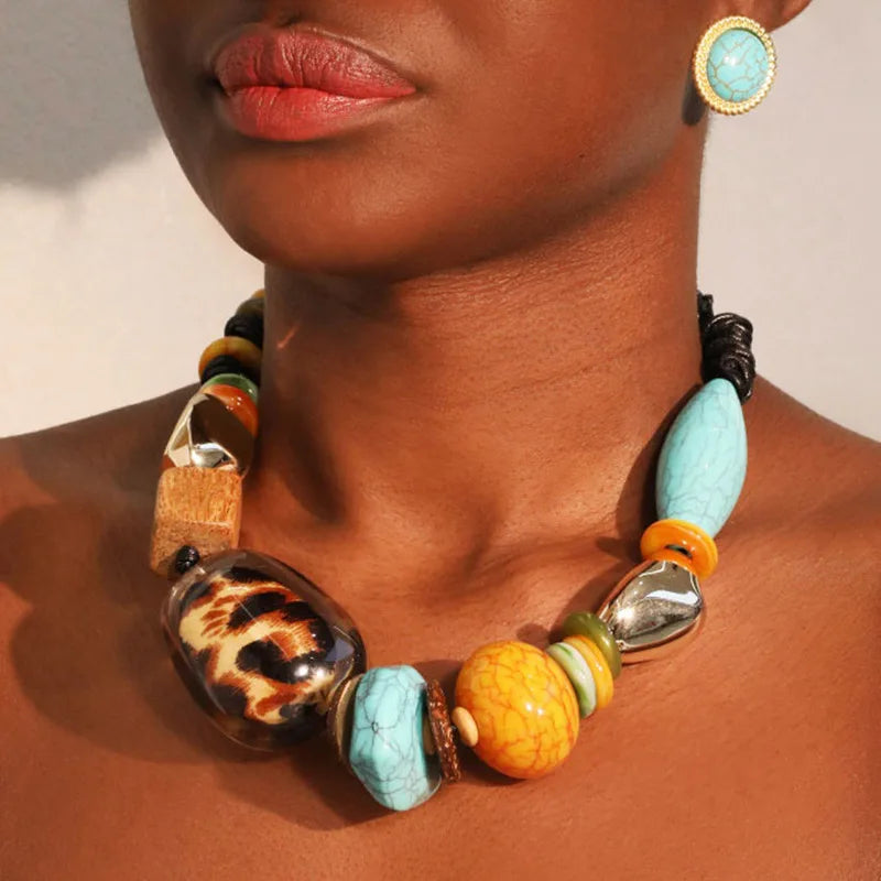 Colar Boho Oncinha Turquesa & Contas Multicoloridas | By Mireva