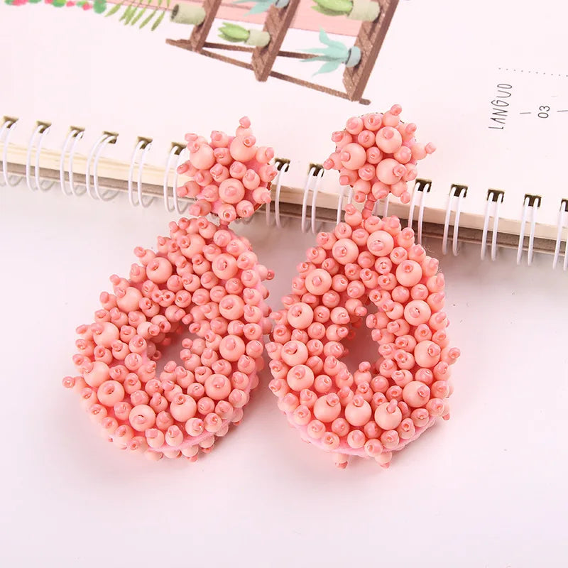 Brincos Boêmios com Miçangas em Formato de Gota