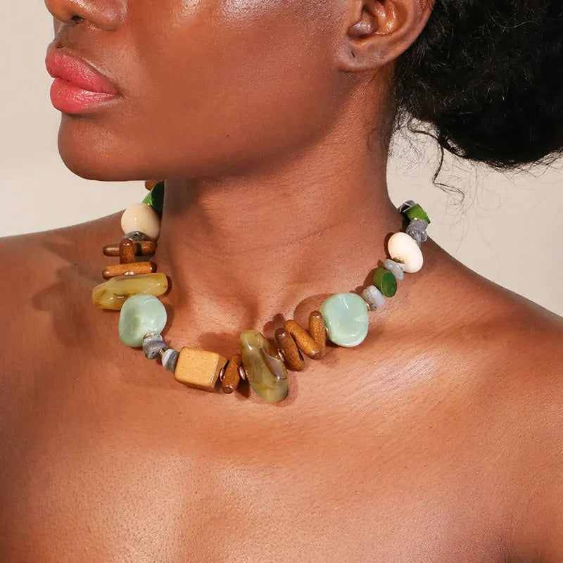 Colar Boho Pedras Naturais Tons Terra & Verde | By Mireva