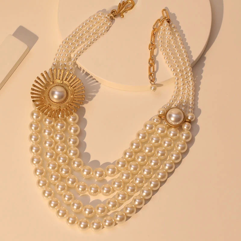 Colar Statement Vintage Pérolas Multi-Fios Girassol Dourado | By Mireva