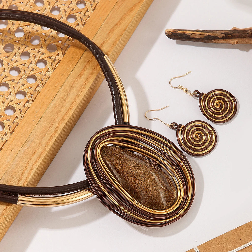 Conjunto Colar Brincos Gota Resina Arame Trançado | By Mireva