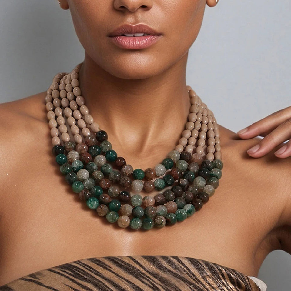 Colar Boho Degradê Verde Nude Multicamadas | By Mireva