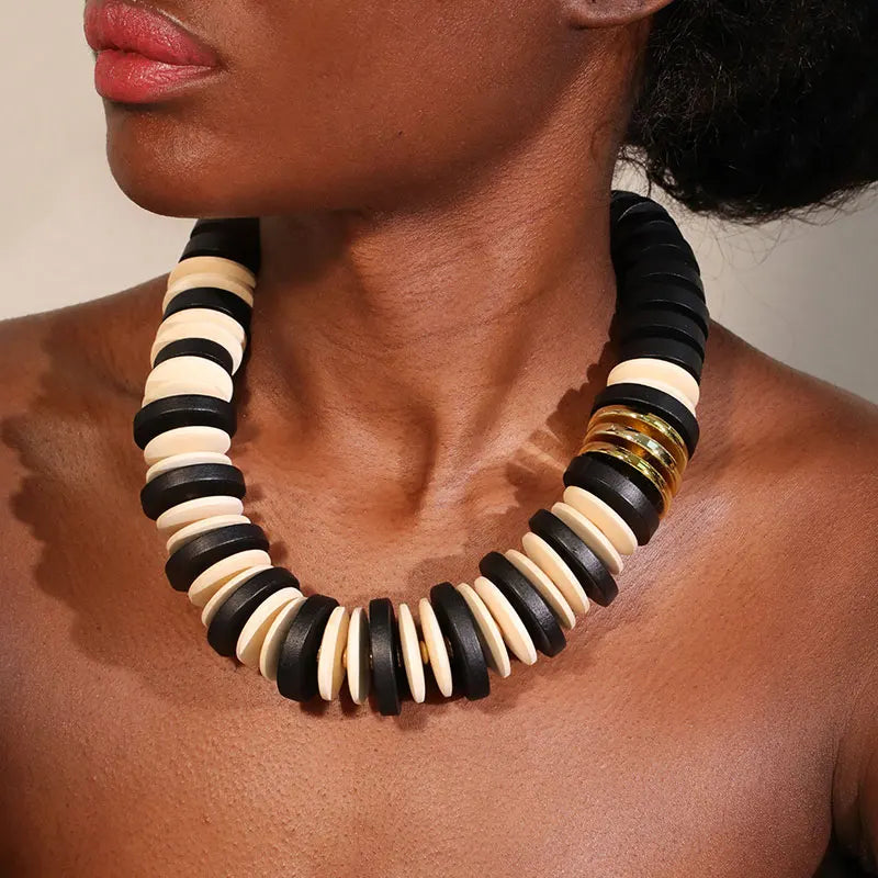 Colar Boho Fashion com Contas Grandes Feito à Mão