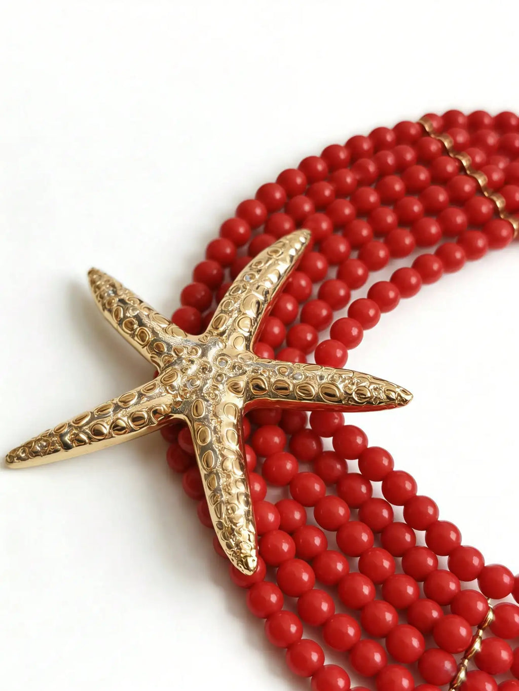 Colar Maxi Vermelho com Estrela-do-Mar Dourada