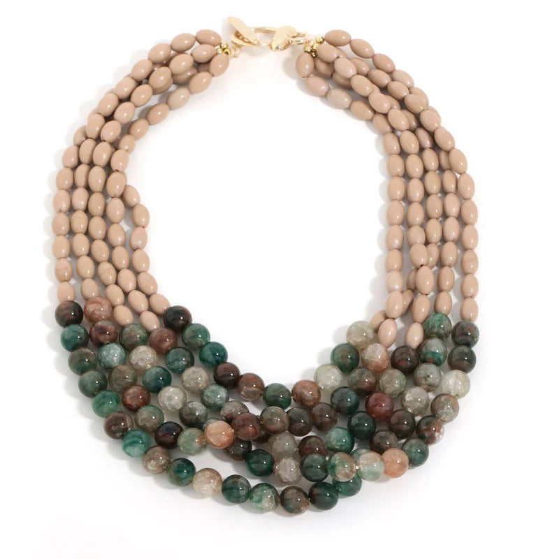 Colar Boho Degradê Verde Nude Multicamadas | By Mireva
