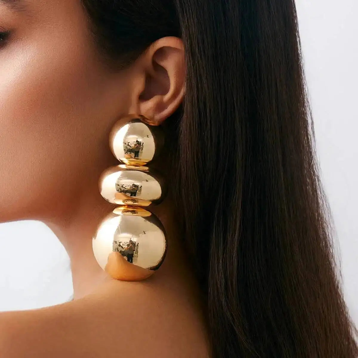 Brinco Esferas Douradas Maxi | By Mireva