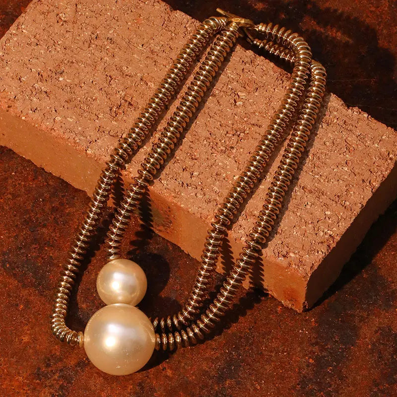 Colar Statement com Pérolas