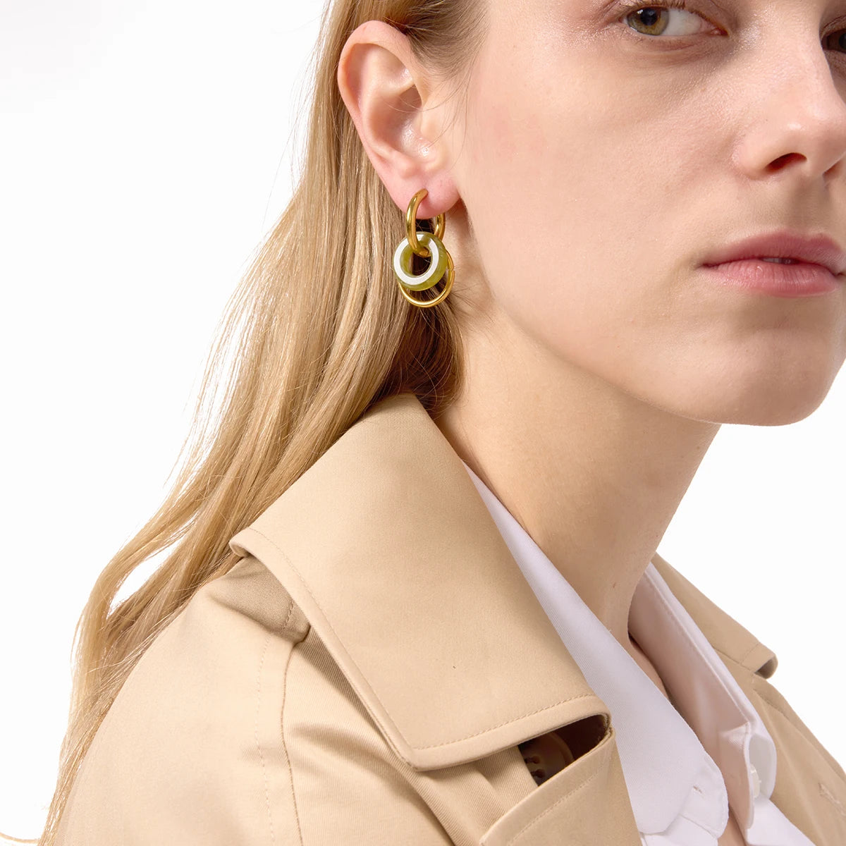 Brinco Argola Dourada & Aro Verde Minimal | By Mireva