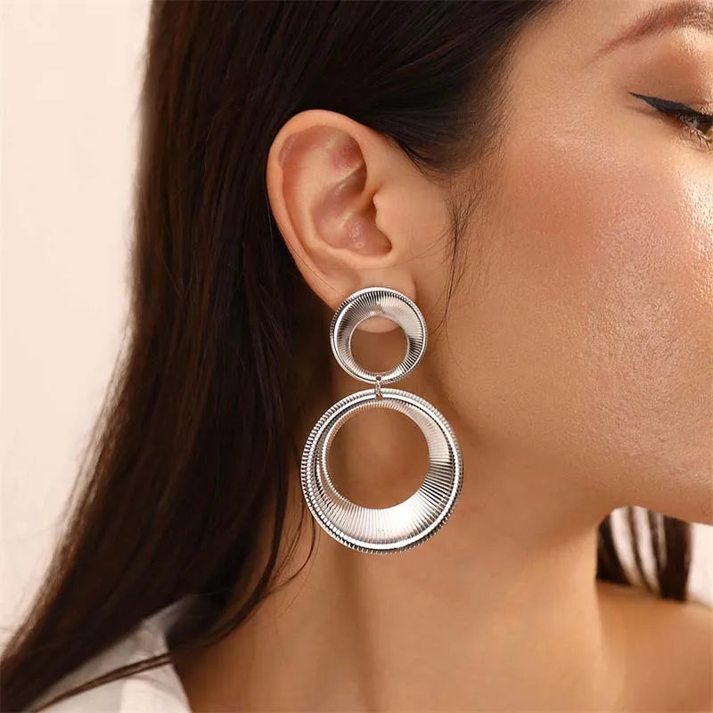 Brinco Argola Dupla Dourada Vintage | By Mireva