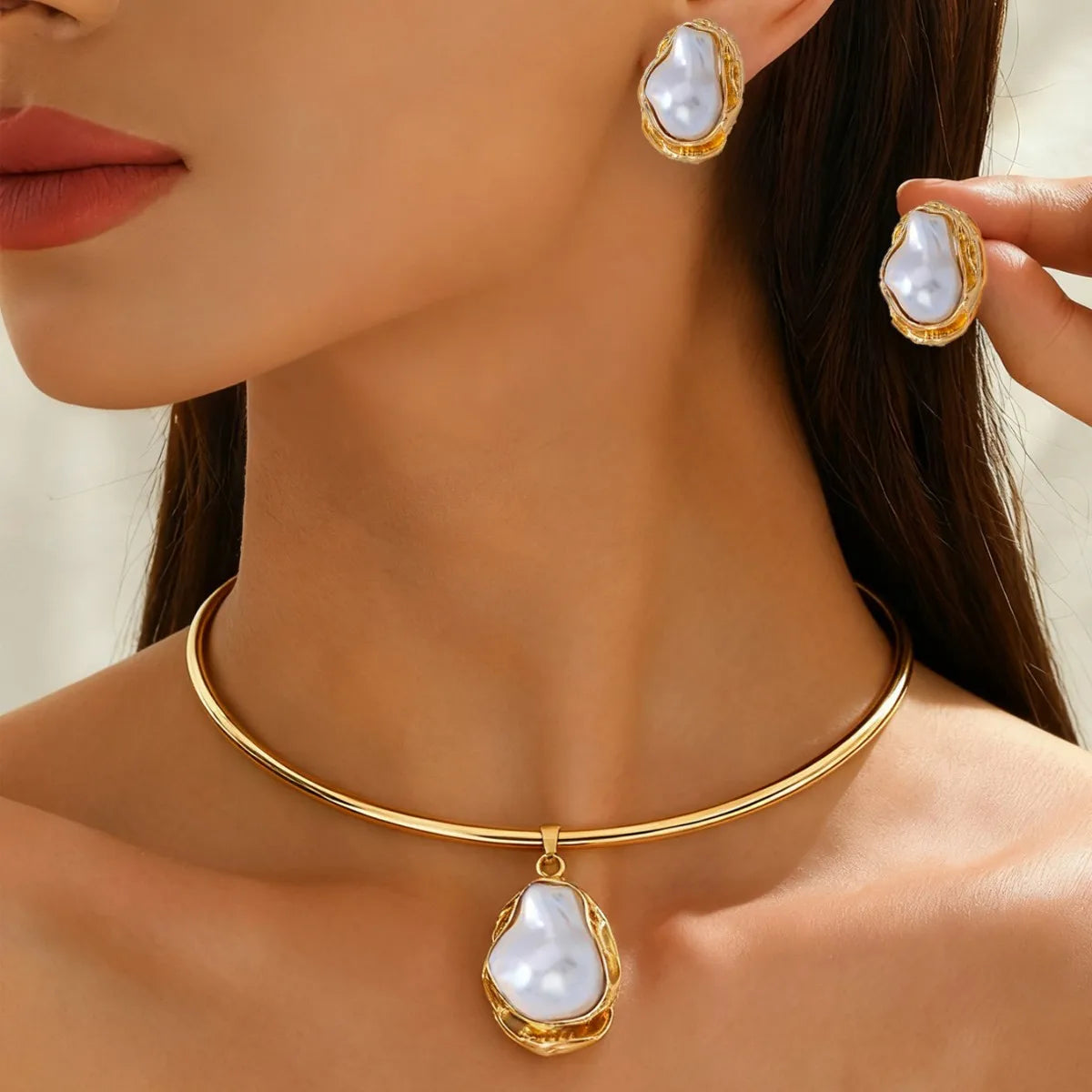 Conjunto de Joias Pérola Irregular Dourado