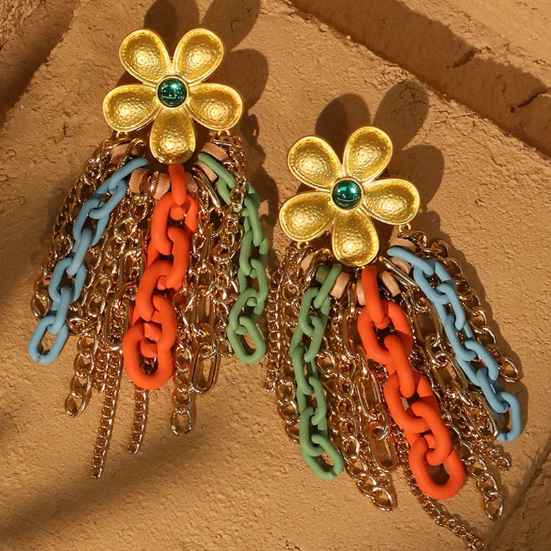 Brincos Longos com Corrente Colorida e Flores Feitos à Mão