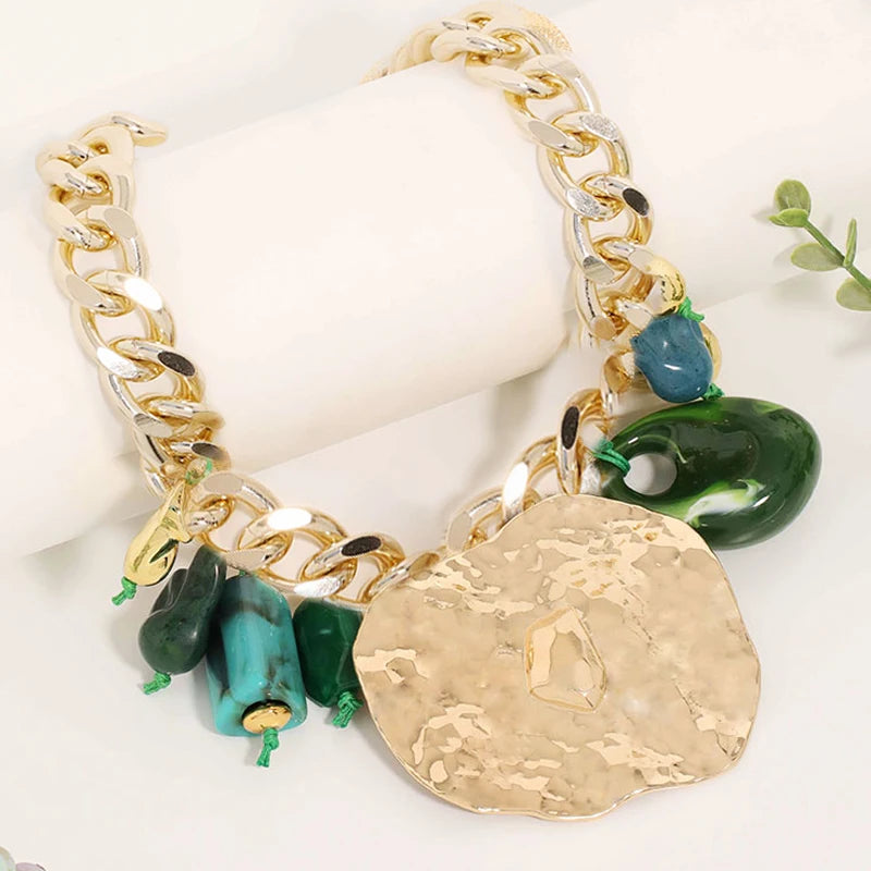 Colar Statement Corrente Dourada & Placa Verde | By Mireva