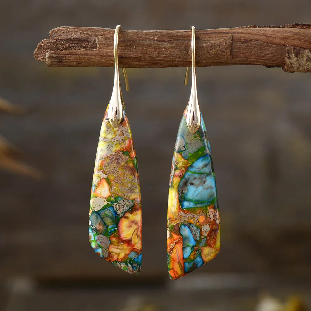Brinco Longo de Pedra Natural Multicolorida