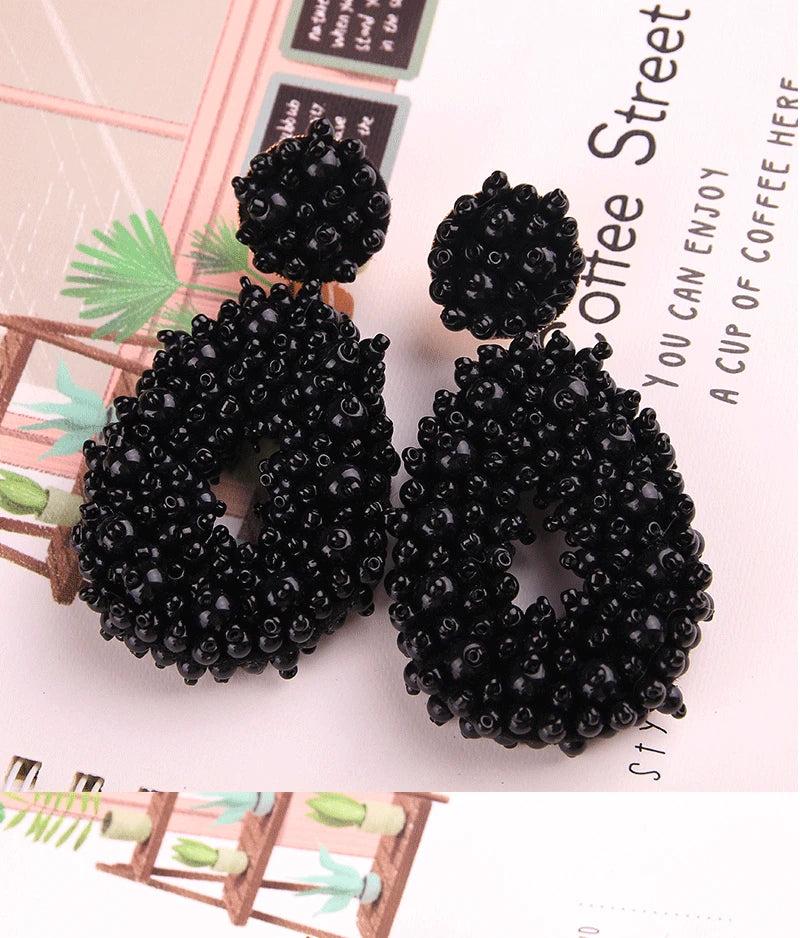 Brincos Boêmios com Miçangas em Formato de Gota