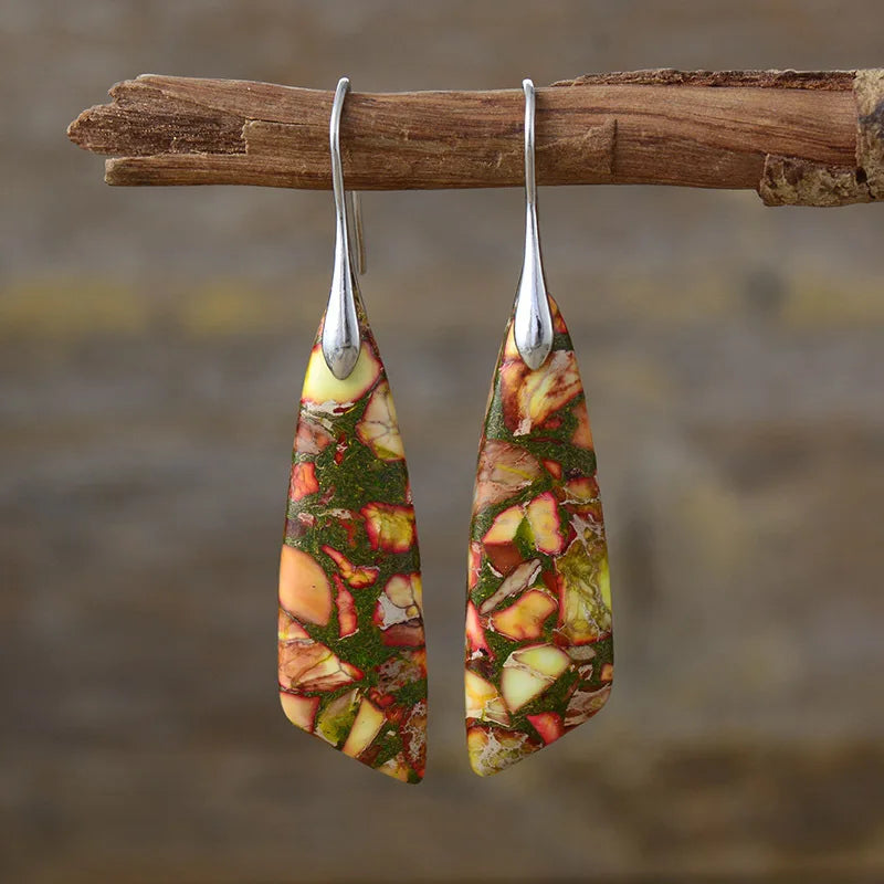 Brinco Longo de Pedra Natural Multicolorida
