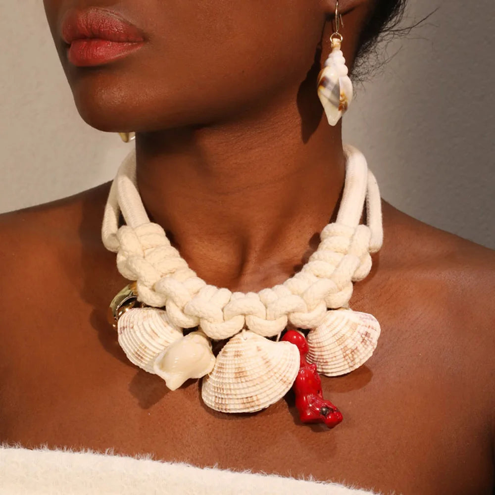 Colar Praiano Corda Off-White & Conchas com Brincos | By Mireva