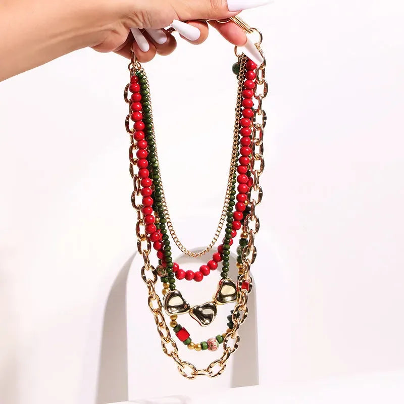 Colar Boho Natal Multicamadas Vermelho & Verde | By Mireva