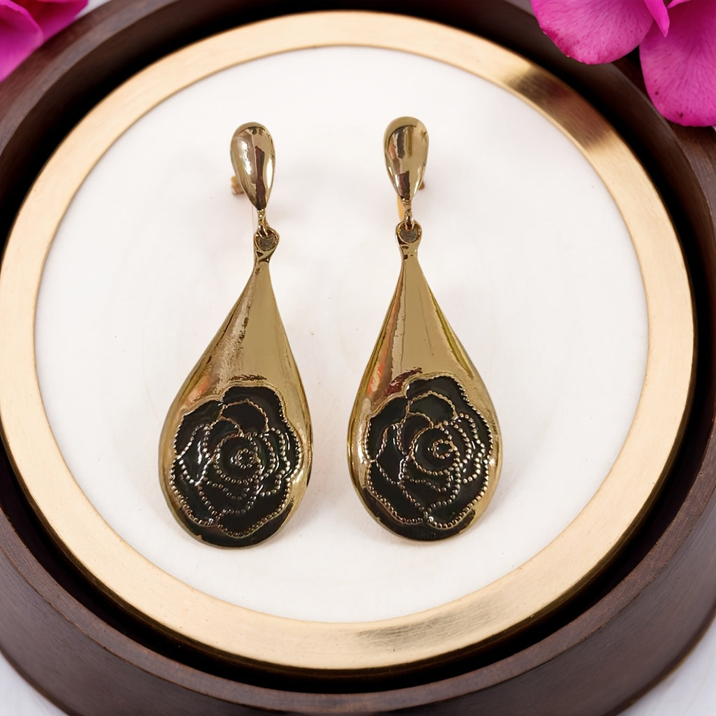 Par de Brincos Vintage Gota Flor Esmalte Preto Dourado | By Mireva