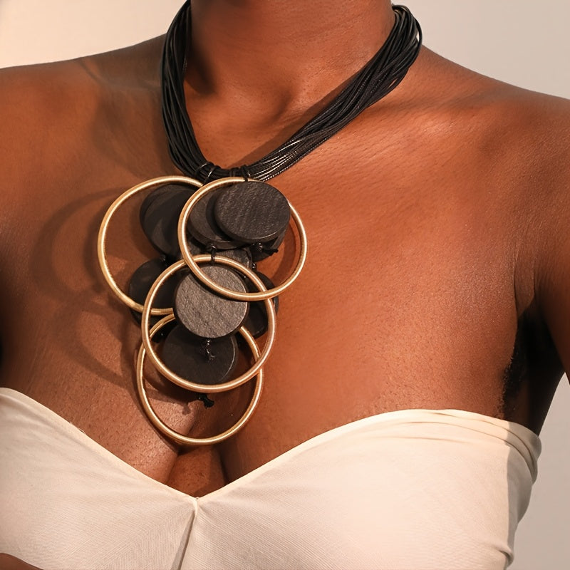 Colar Boho Multicamadas Corda Preta Anéis Madeira Dourados | By Mireva