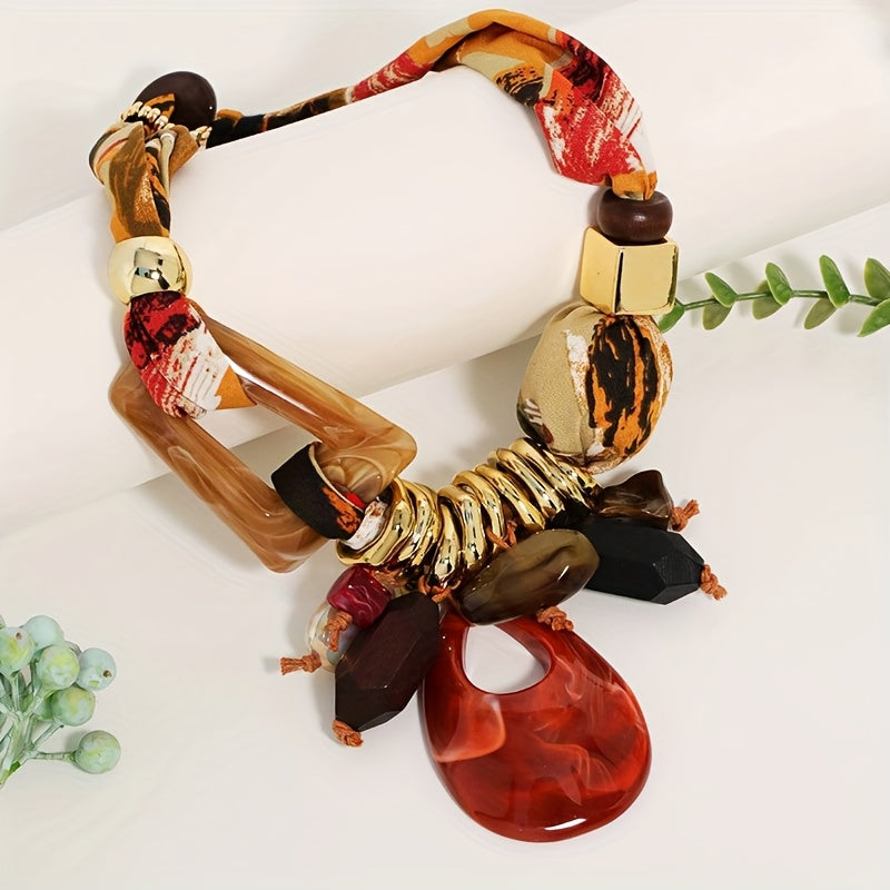 Colar Boho Tecido Verde & Pingentes Maxi | By Mireva