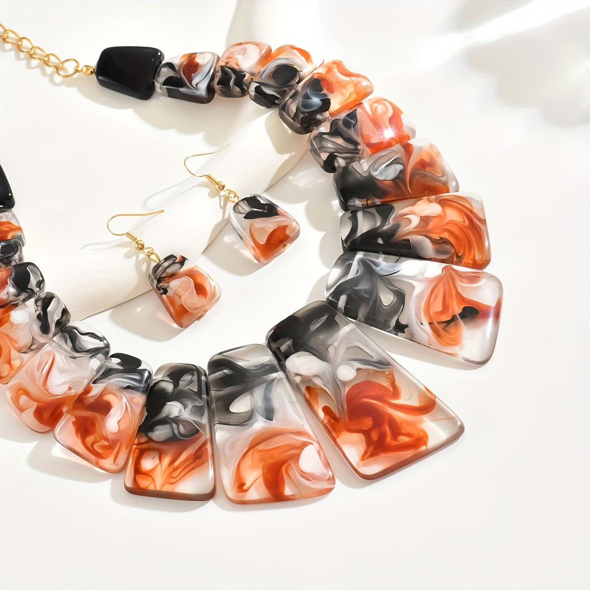 Conjunto de Colar e Pingente com 3 Peças em Turquesa Sintética