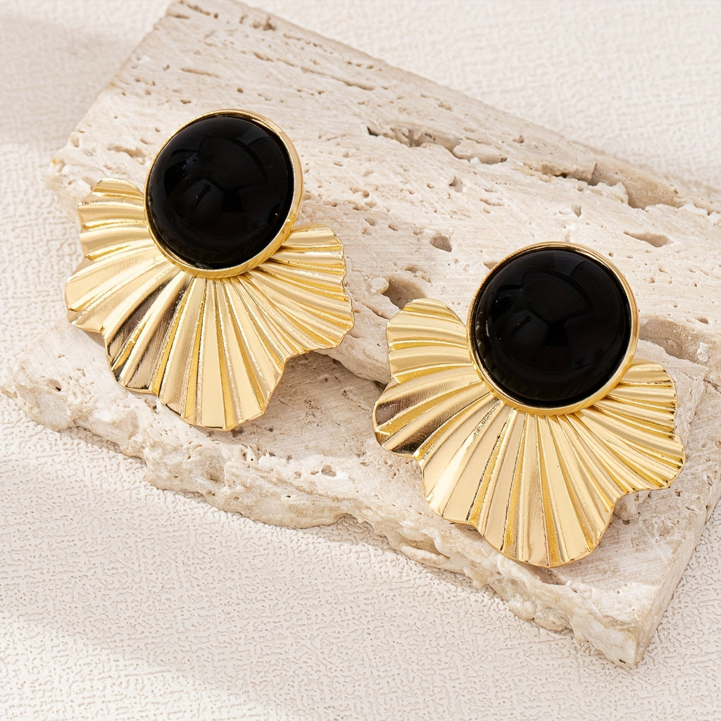 Par de Brincos Leque Irregular Onix Preto Ondulado Dourado | By Mireva
