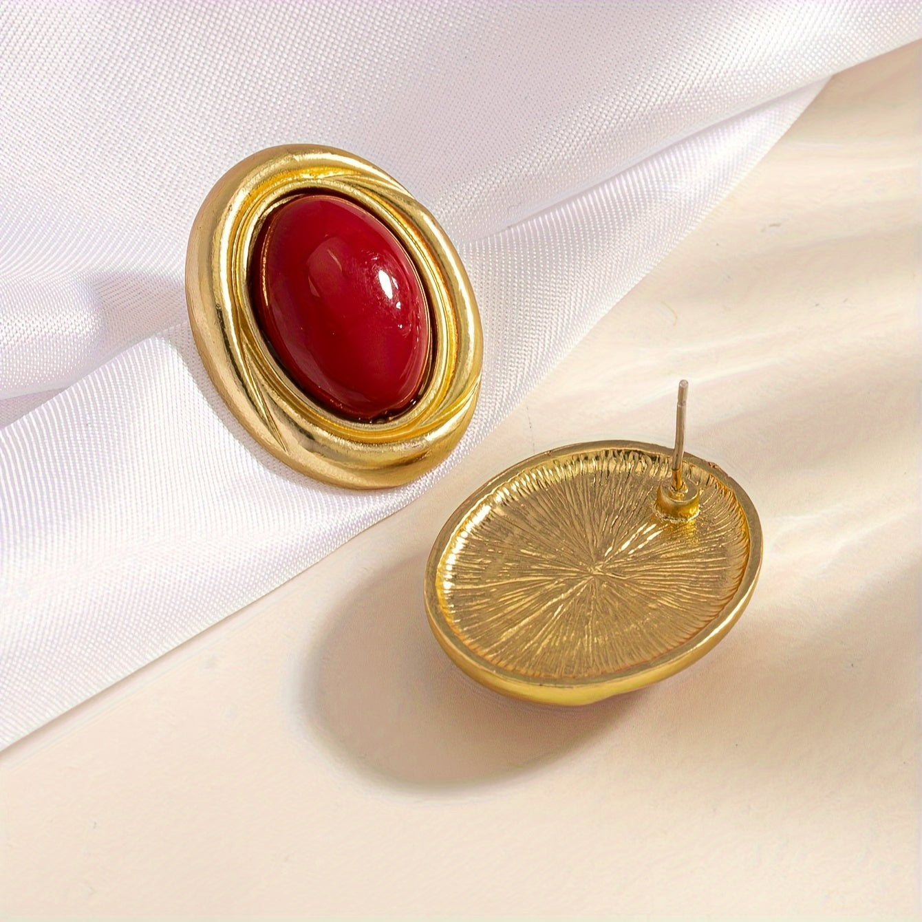 Par de Brincos Nicho Franceses Vintage Vermelho Oval Elegantes | By Mireva